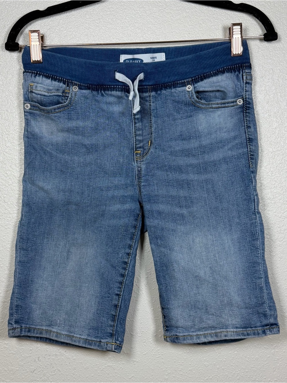 Boys 10/12 Old Navy Karate Fit Denim Shorts Comfort Flex Waist Stretch Med Wash
